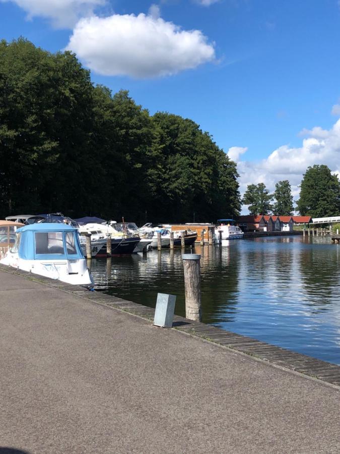 Ferienhaus ˋlichtblickˋ Rheinsberg Esterno foto